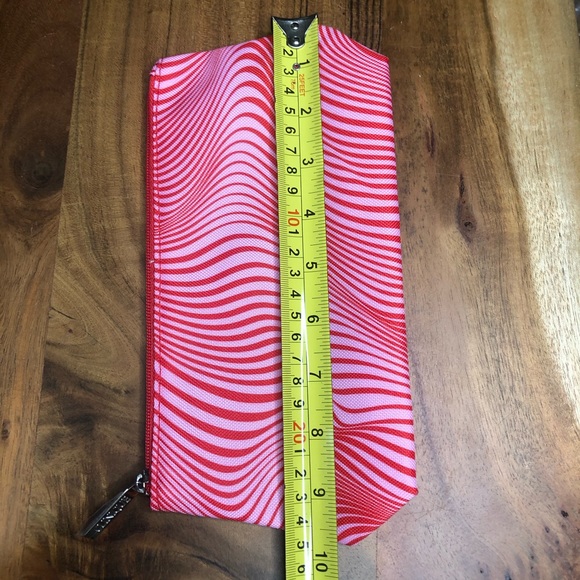 🎁Pick 5 for $25🎁 CLINIQUE Makeup Bag - Picture 6 of 7